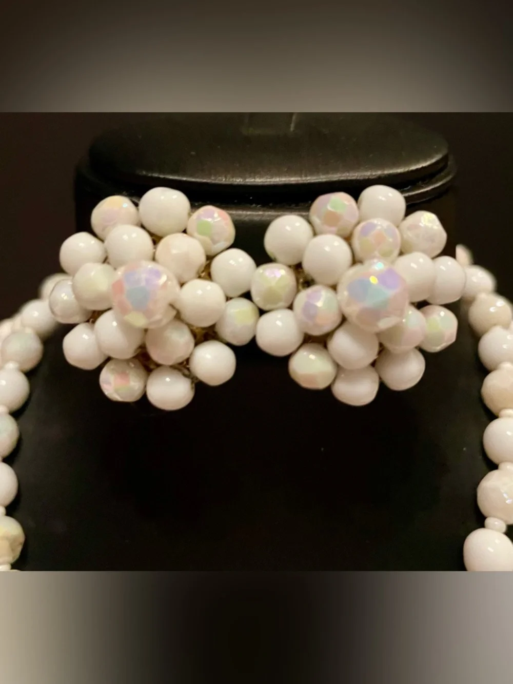 Vintage Iridescent White Milk Glass Beaded Necklace/ Matching Earrings - Picture 3 of 5